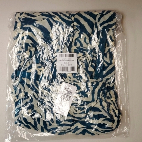 ❤️NWT VINTAGE TORRID CAMI - ZEBRA PRINT - WASHABLE MESH SHIRRED CROP - PLUS SIZE - Picture 4 of 16
